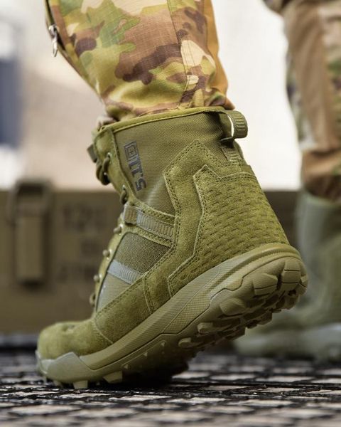Тактичні черевики 5.11 Midle Olive 95810-40 фото